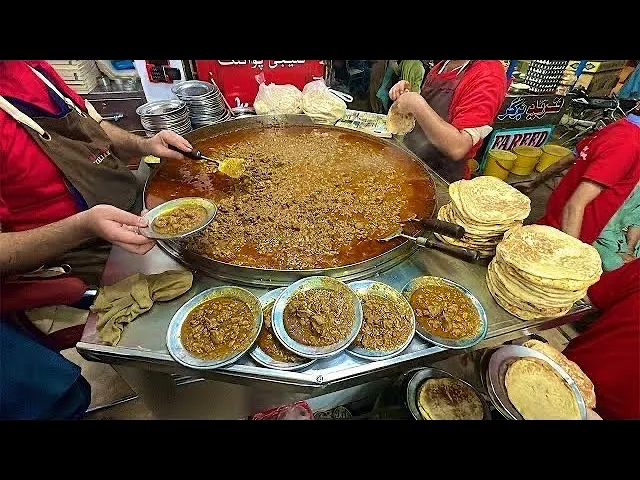 200 KG HUGE TAWA FRY KALEJI WITH FRESH SPICES | People are Crazy for Mutton Fried Liver cover