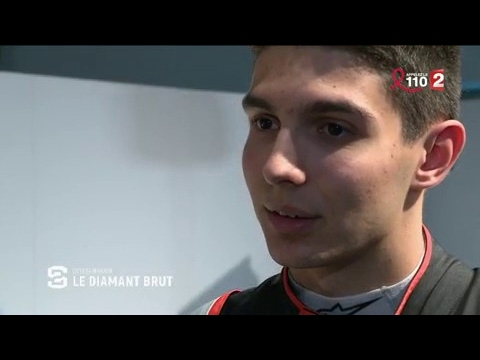 Le portrait du jeune pilote français Esteban Ocon cover