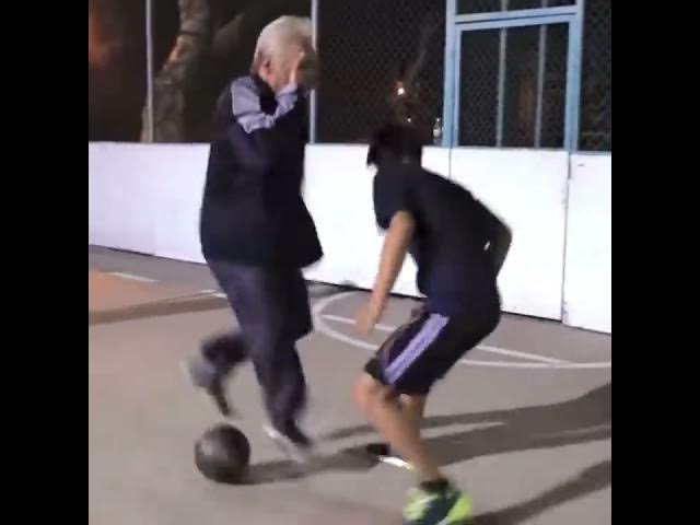 GrandPa Freestyle ! ⚽️💥 #shorts